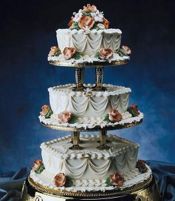 3tiered wedding cake with pink flowers sm.jpg