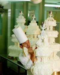 Weddingbaker.jpg