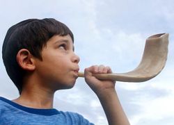 Shofar boy1.jpg