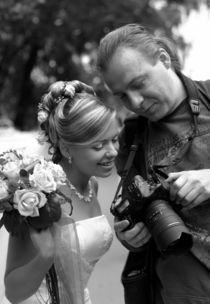 IStock bridewithphotographer.jpg