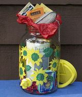 Sun-Tea-Jar-Gift-.jpg